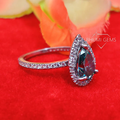 3CT Green Pear Cut VVS1 Moissanite Engagement Ring - view 4