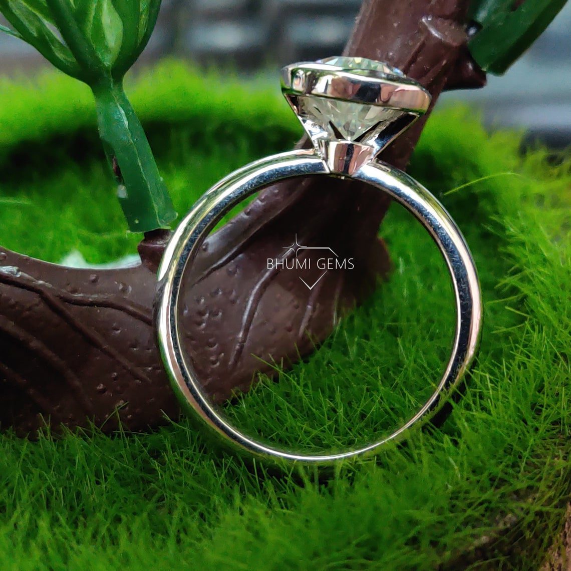 3CT Pear Cut Colorless Moissanite Engagement Ring - view 6