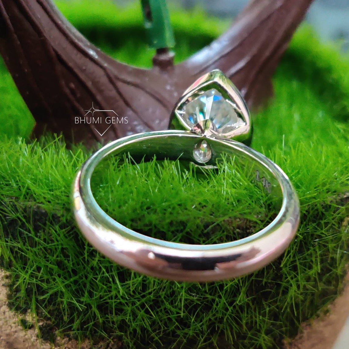 3CT Pear Cut Colorless Moissanite Engagement Ring - view 5