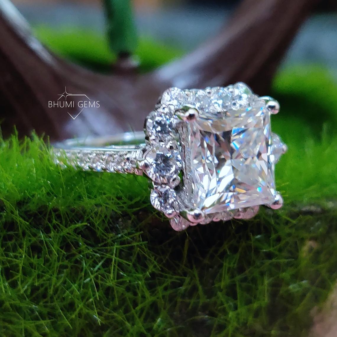 4.15TCW Princess VVS1 Colorless Moissanite Wedding Set - view 4