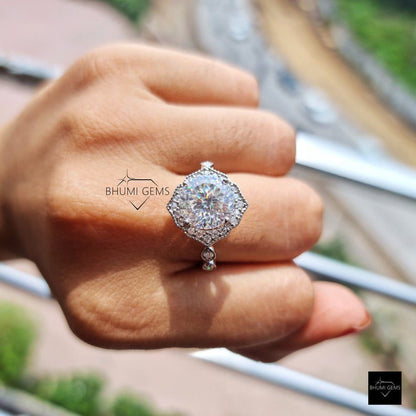 Vintage Style 4.26TW Portuguese Cut Moissanite Snack Flack Halo Engagement Ring - view 3