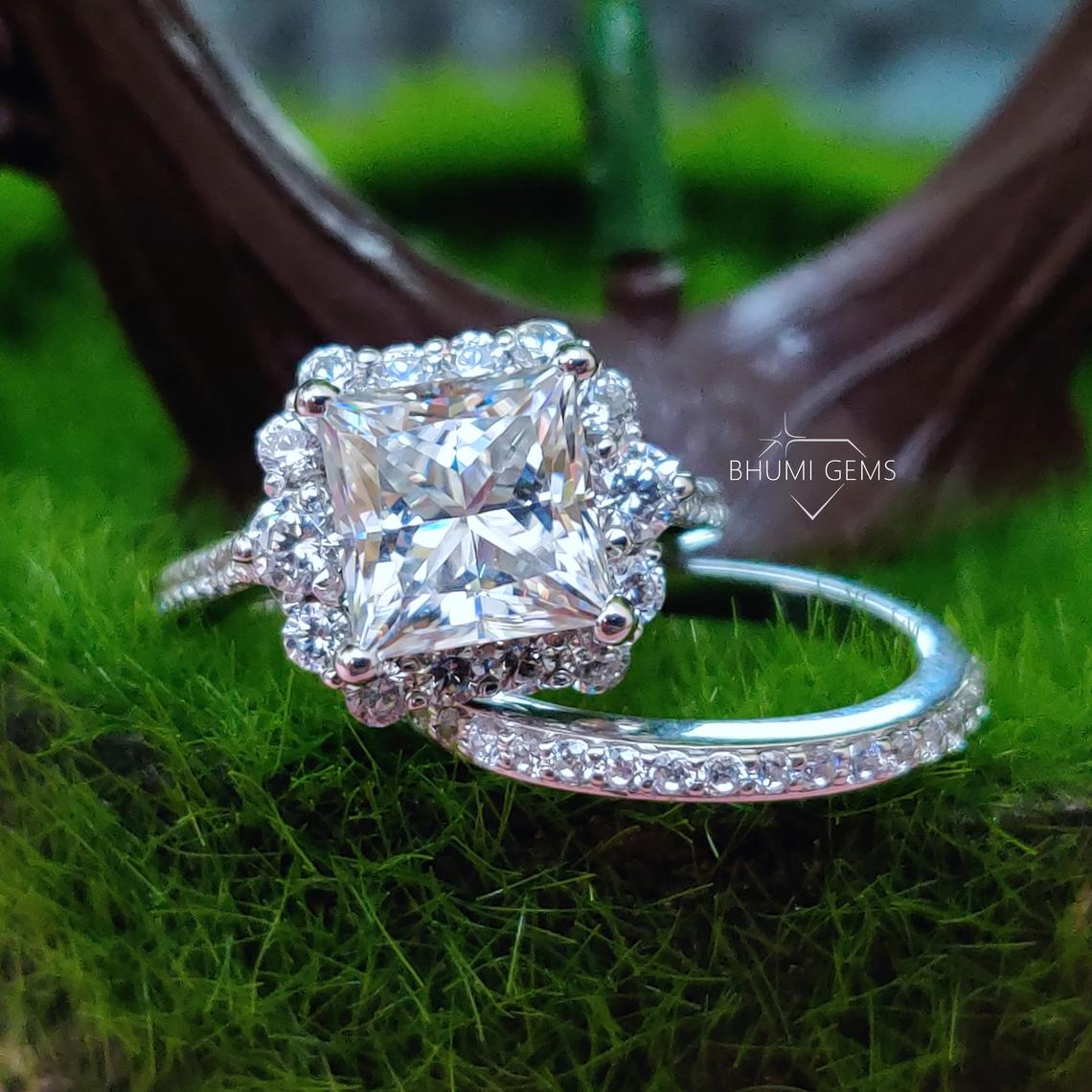 4.15TCW Princess VVS1 Colorless Moissanite Wedding Set - view 2