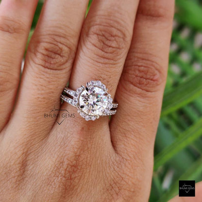 3.55 TW Round Moissanite Wedding Ring Set - view 3