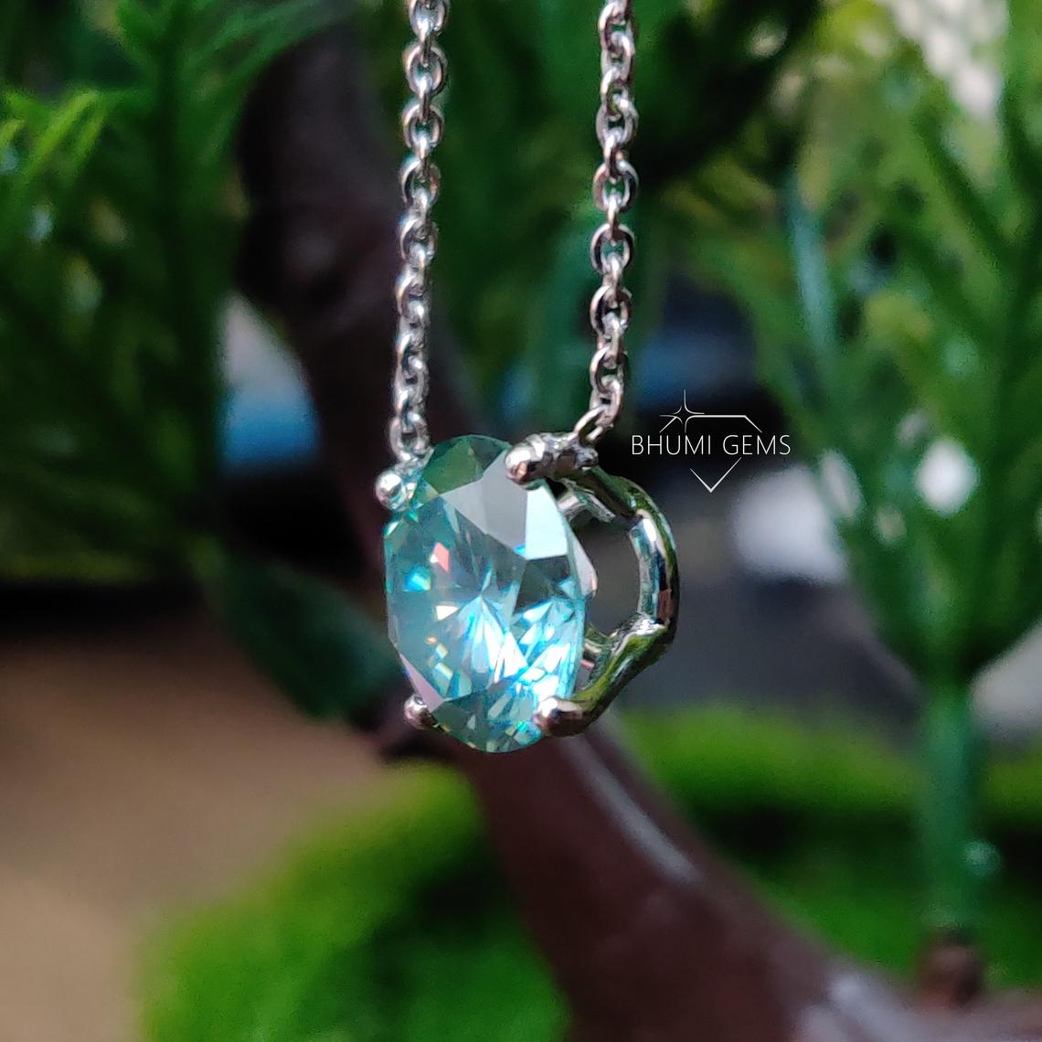 4CT Round Blue Moissanite Necklace Pendant - view 3