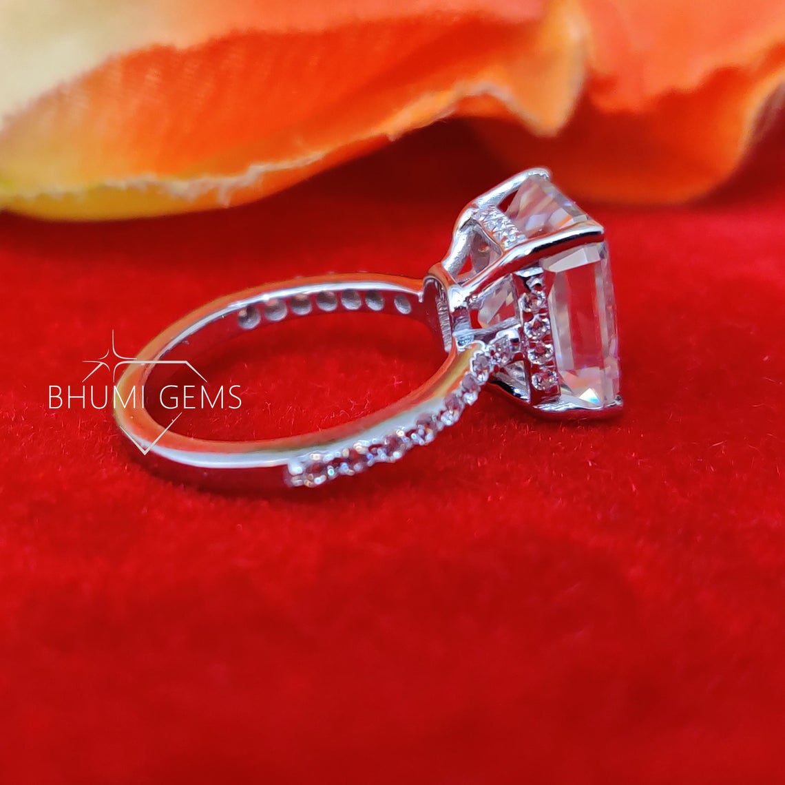 5.00CT Radiant Cut VVS1 Brilliant Diamond Moissanite Engagement Ring - view 4