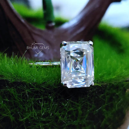 5CT Emerald Criss Cut Moissanite Engagement Ring - view 2