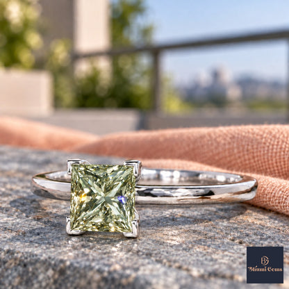 Green Princess Cut Lab Grown Diamond Engagement Ring - Classic Solitaire in white gold, close-up