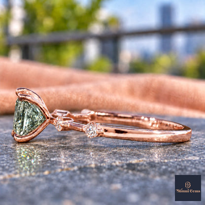 Green Princess Cut Lab Grown Diamond Engagement Ring - Station Band in rose gold, side view