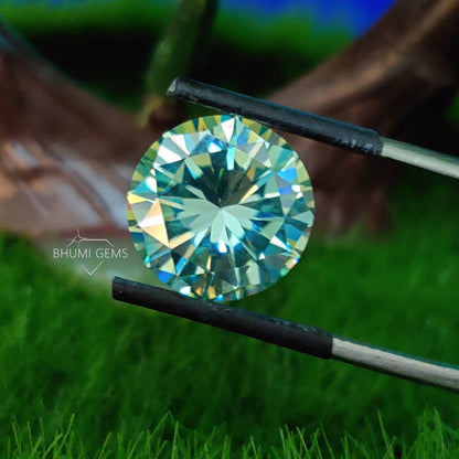 Green Round Loose Moissanite Diamond - view 5