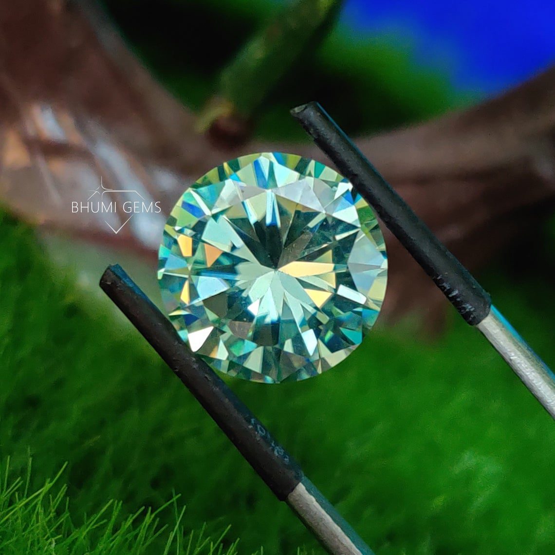 Green Round Loose Moissanite Diamond - view 3