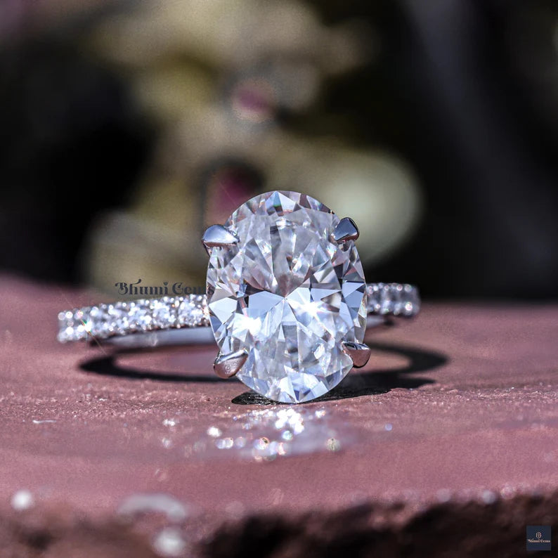 Oval Moissanite Engagement Ring - view 3