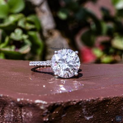 5 CT Round Moissanite Engagement Ring - view 5