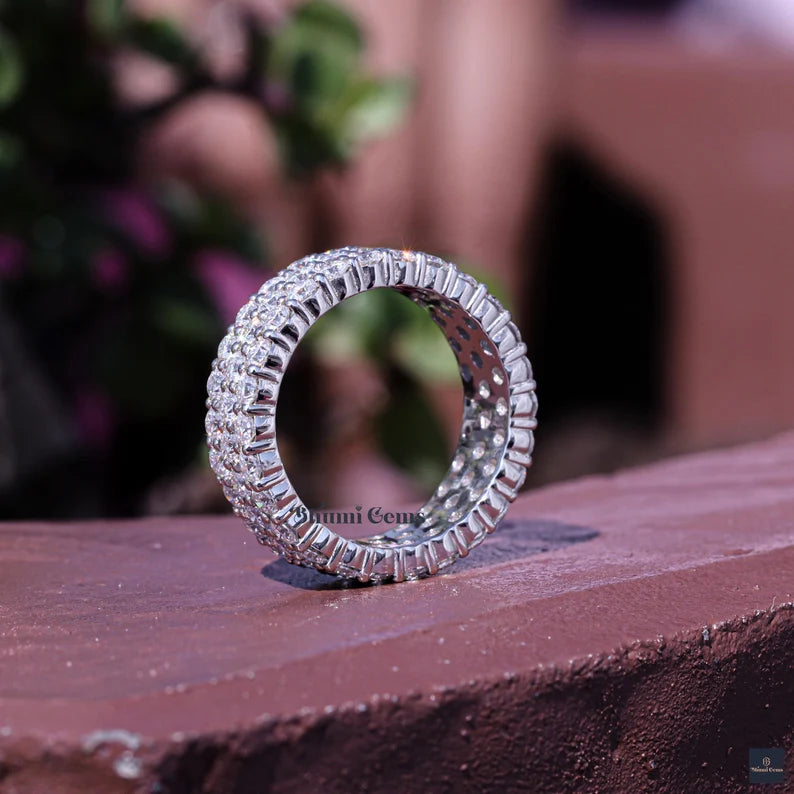 2.5MM Round Moissanite Wedding Band - view 3