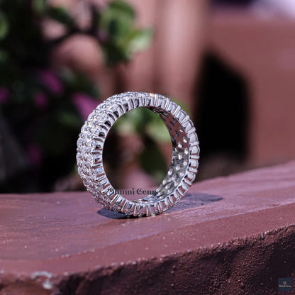 2.5MM Round Moissanite Wedding Band - view 3