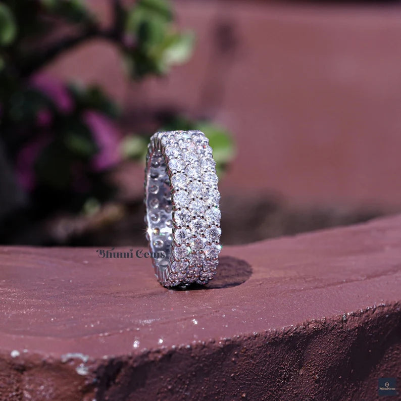2.5MM Round Moissanite Wedding Band - view 4