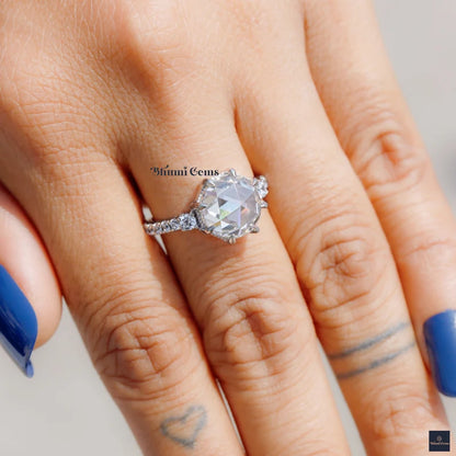 Vintage Moissanite Engagement Ring - view 2