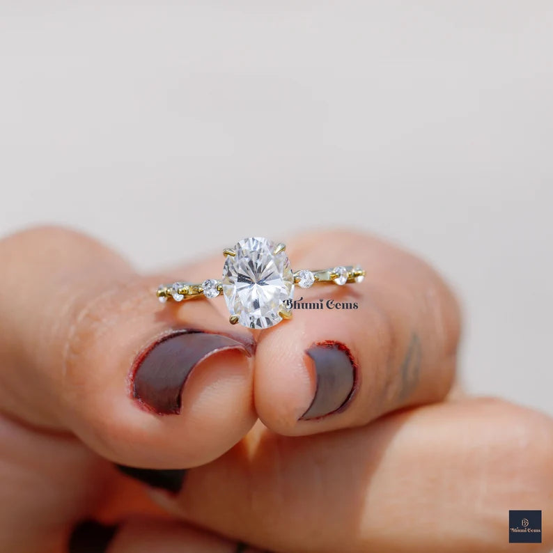 2 CT Oval Cut Colorless Moissanite Engagement Ring - view 3
