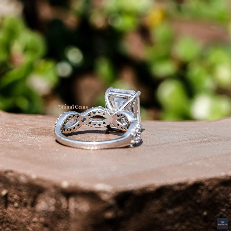3 CT Emerald Moissanite Solitaire Ring - view 3