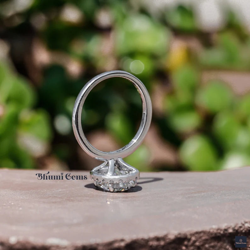 2 CT Oval Engagement Ring - view 3
