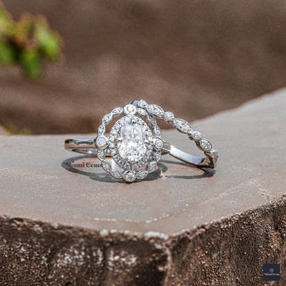 1 CT Oval Halo Moissanite Bridal Ring Set - view 5