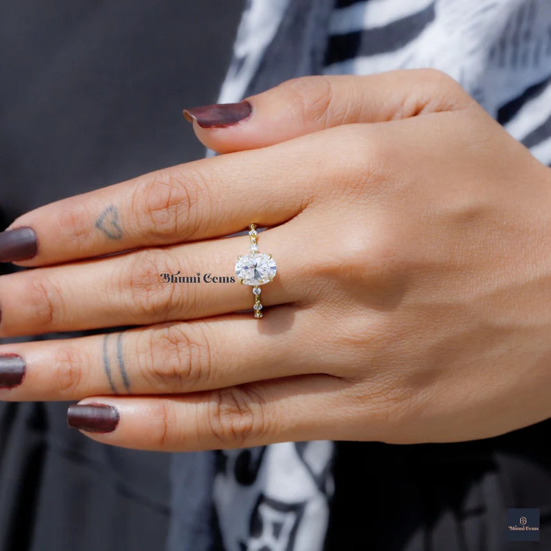 2 CT Oval Cut Colorless Moissanite Engagement Ring - view 2