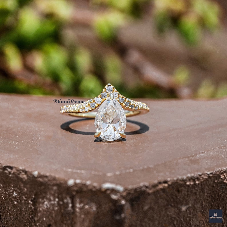 2 CT Pear Shaped Engagement Ring Chevron Band