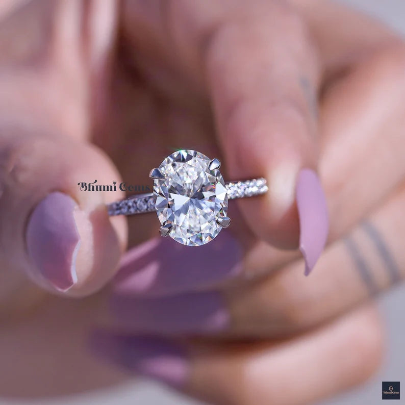 4 CT Oval Moissanite Solitaire Engagement Ring