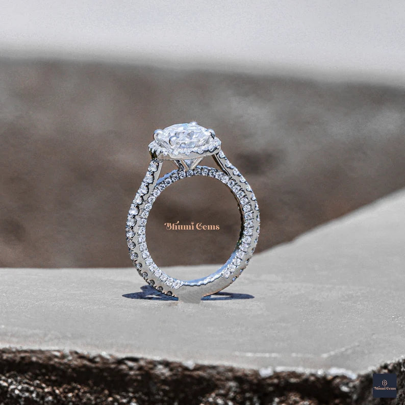 2 CT Oval Engagement Ring - view 2