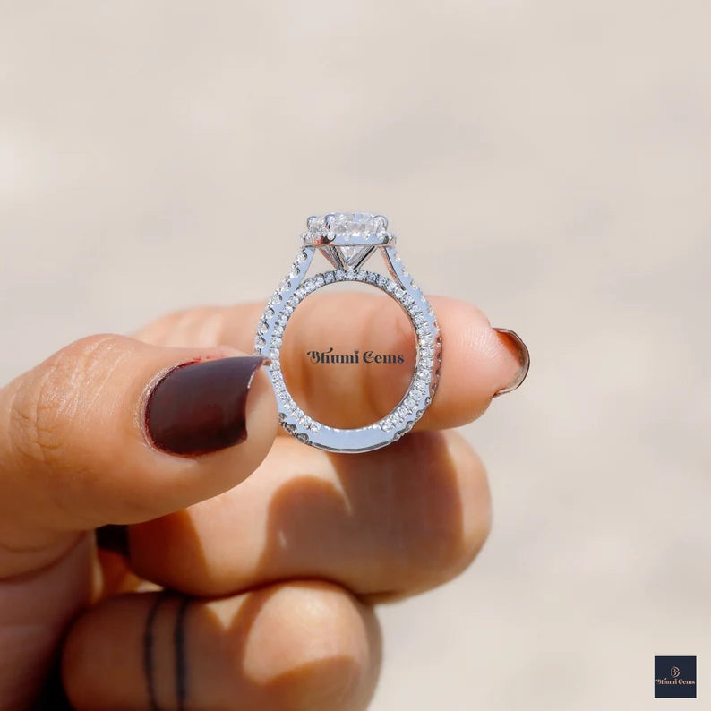 2 CT Oval Engagement Ring - view 4