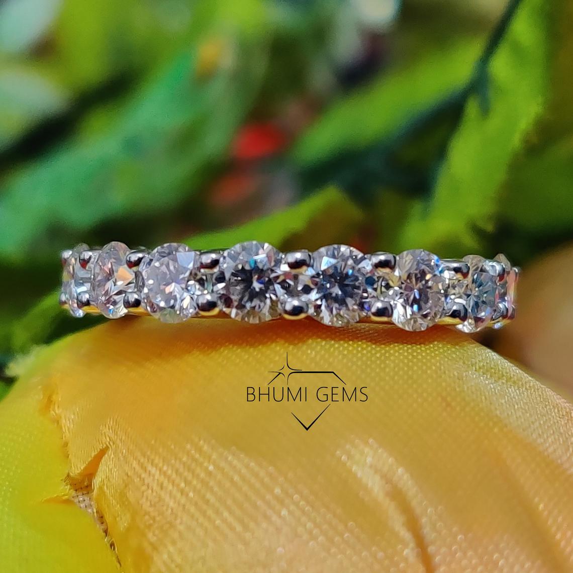 3.5MM Round Cut Colorless VVS1 Moissanite Wedding Band Eternity Band Engagement Ring Conflict Jewelry Antique Vintage Solitaire Diamond