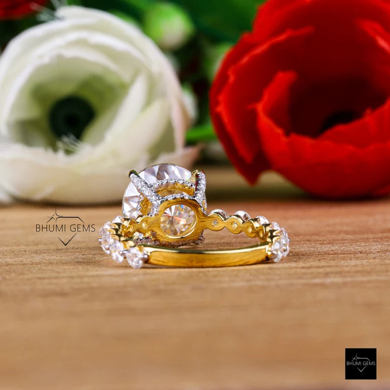 wedding bands for portuguese solitaire