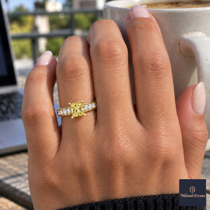 Yellow Princess Cut Lab Grown Diamond Engagement Ring - Pave Band in yellow gold, on the hand