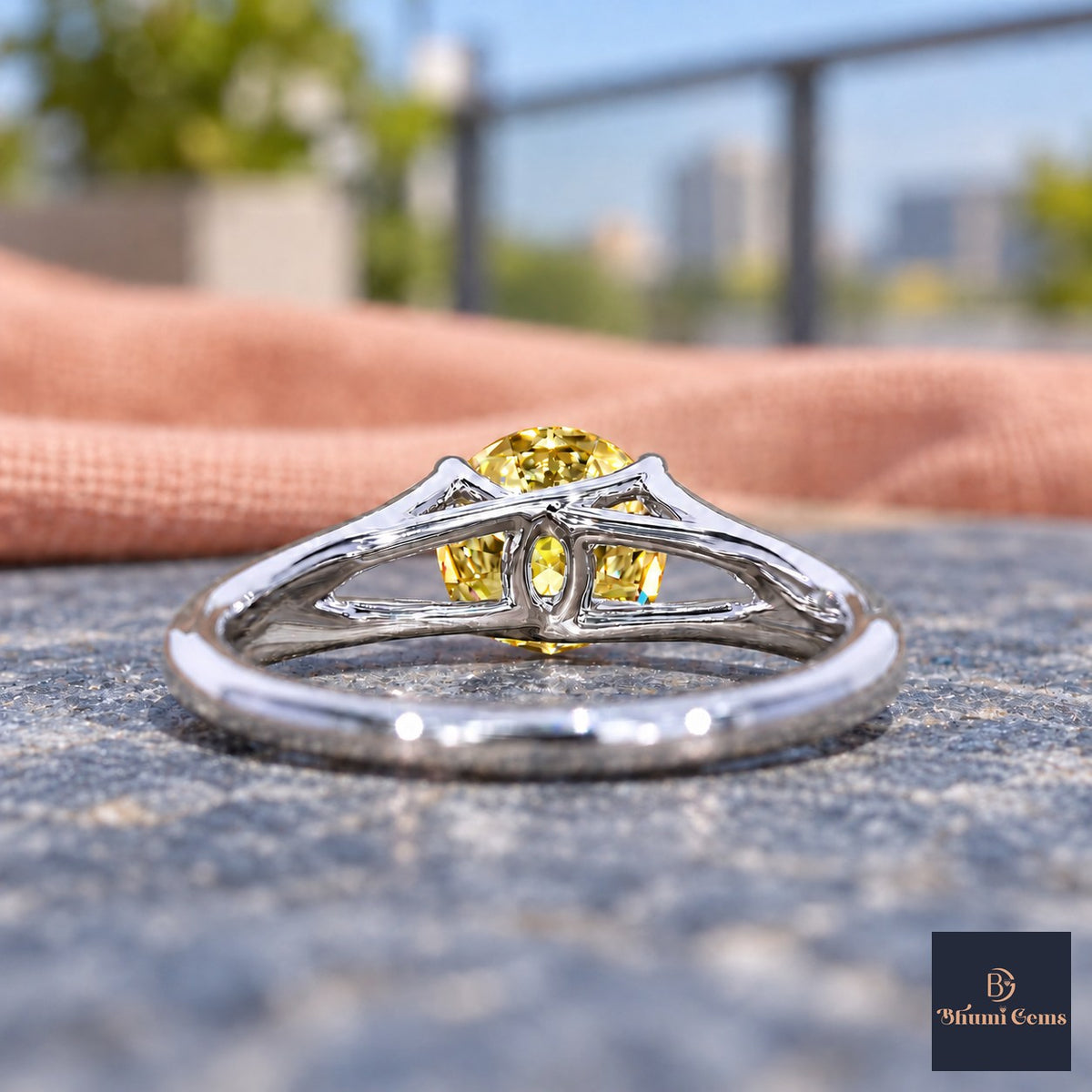 Yellow Round Cut Lab Grown Diamond Engagement Ring - Split Shank in white gold, gallery view