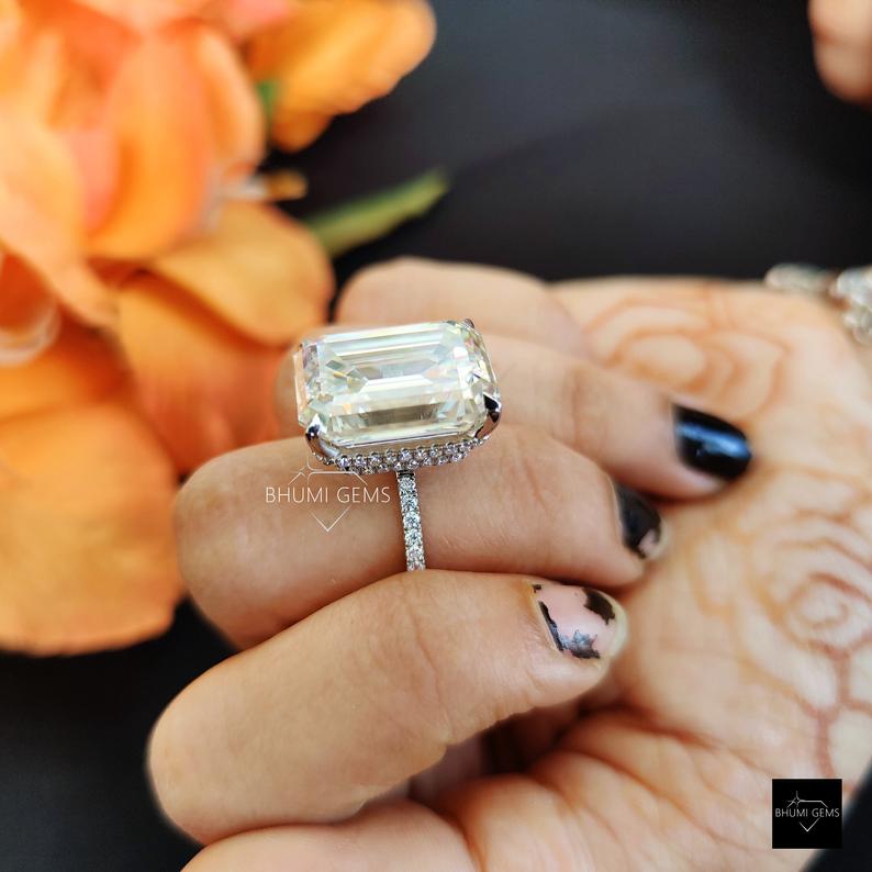 2.30 Ct Oval White Moissanite Diamond Halo Engagement Ring Solid 10K White Gold 
